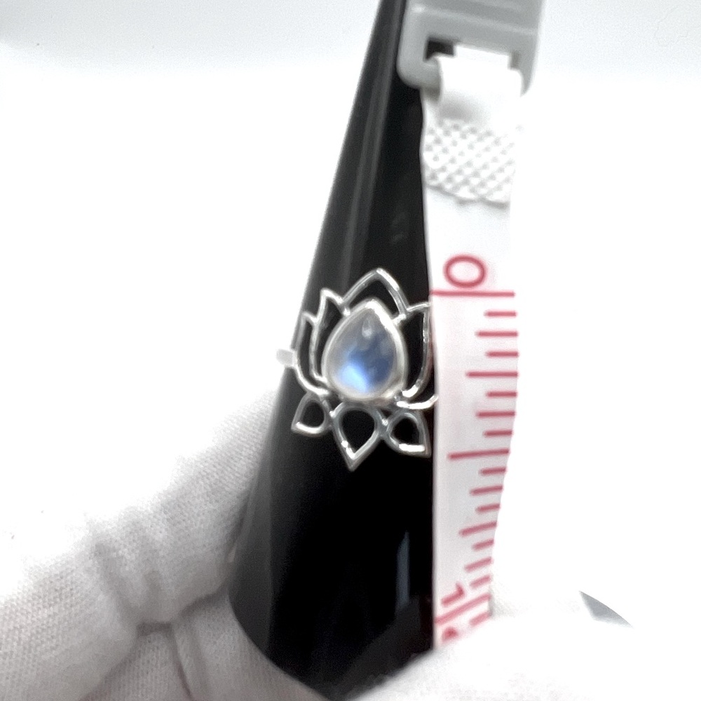 Natural Rainbow Moonstone Sterling Silver Lotus Flower Ring - Picture 12 of 14
